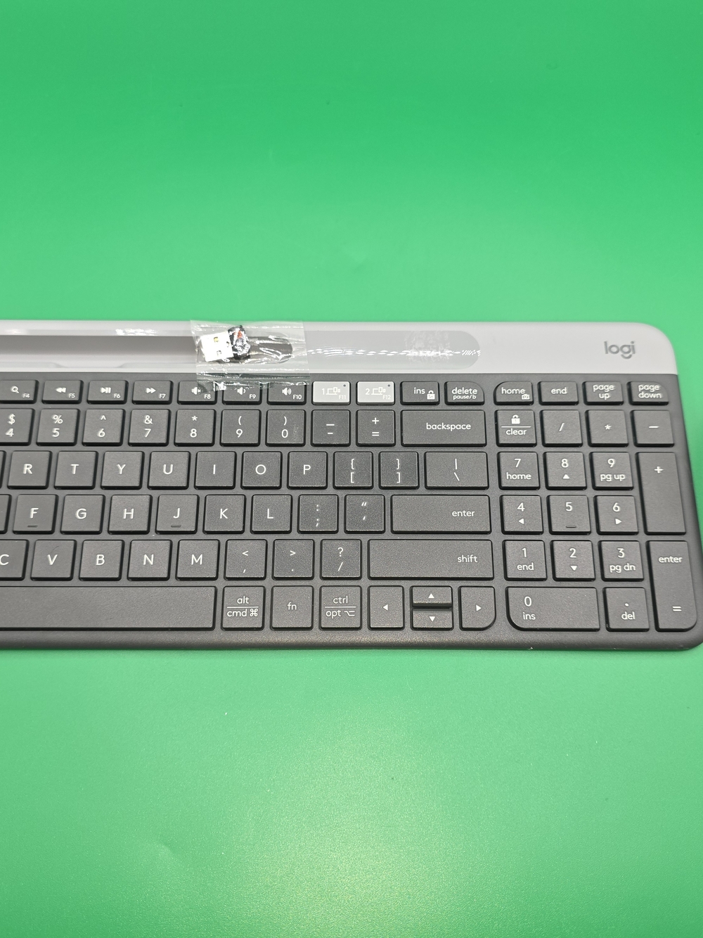 Logitech K585 Slim Multi-Device Wireless Keyboard and Logitech M720 Triathlon...
